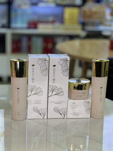 雅丽洁金纯焕颜保湿乳110ml+柔肤液110ml+抗皱霜50专柜正品3件套