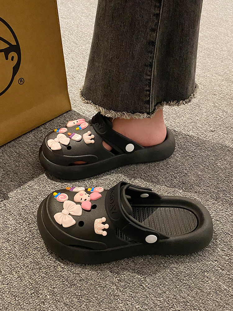 Cave shoes women's summer wear 2023 new Baotou fashion cartoon non-slip thick-soled-stepping beach sandals