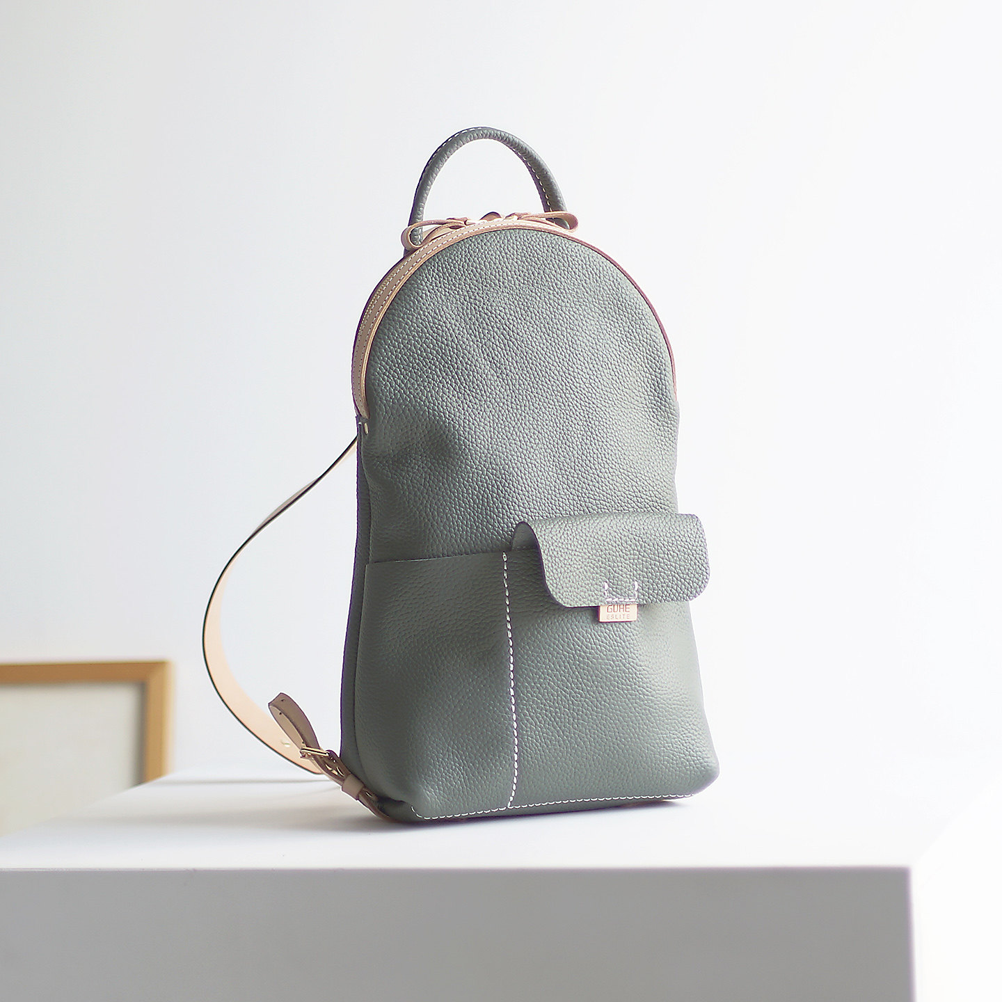 孤鹤原创手工头层牛皮双肩包女高级感轻奢小众旅游通勤轻便真皮新