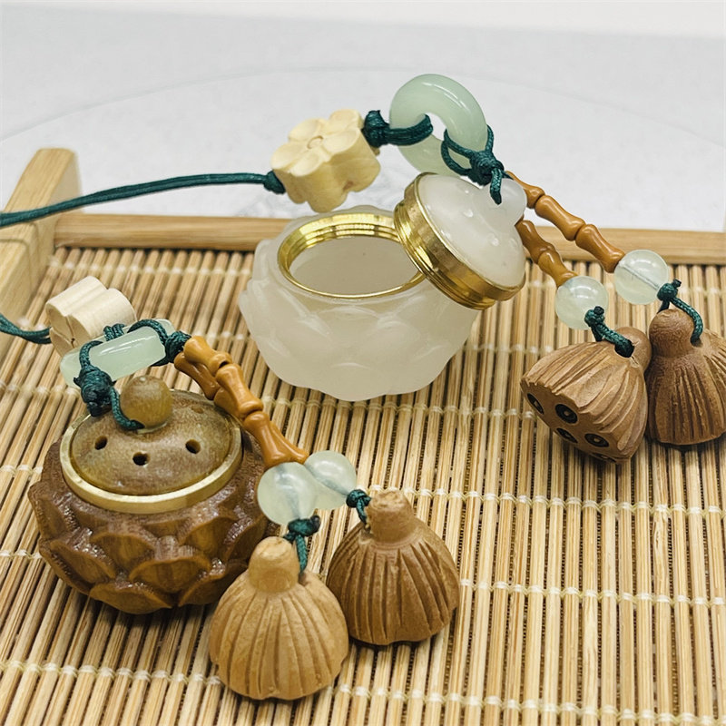 夜光吊坠香囊好运莲生香囊随身携带桃木莲蓬汽车钥匙扣挂件手机链