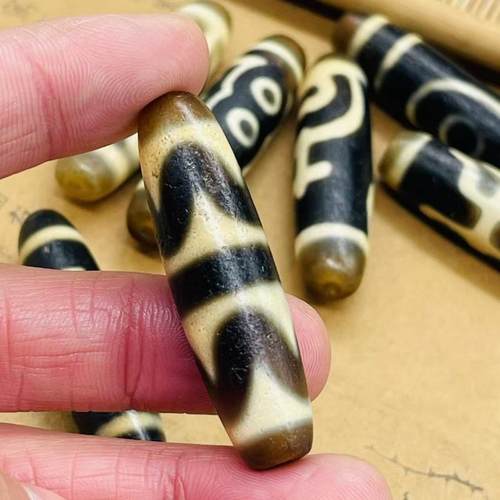保真西藏天然玛瑙老天珠牙黄50长