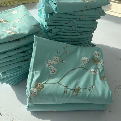 外贸尾单纯棉斜纹刺绣被套四件套