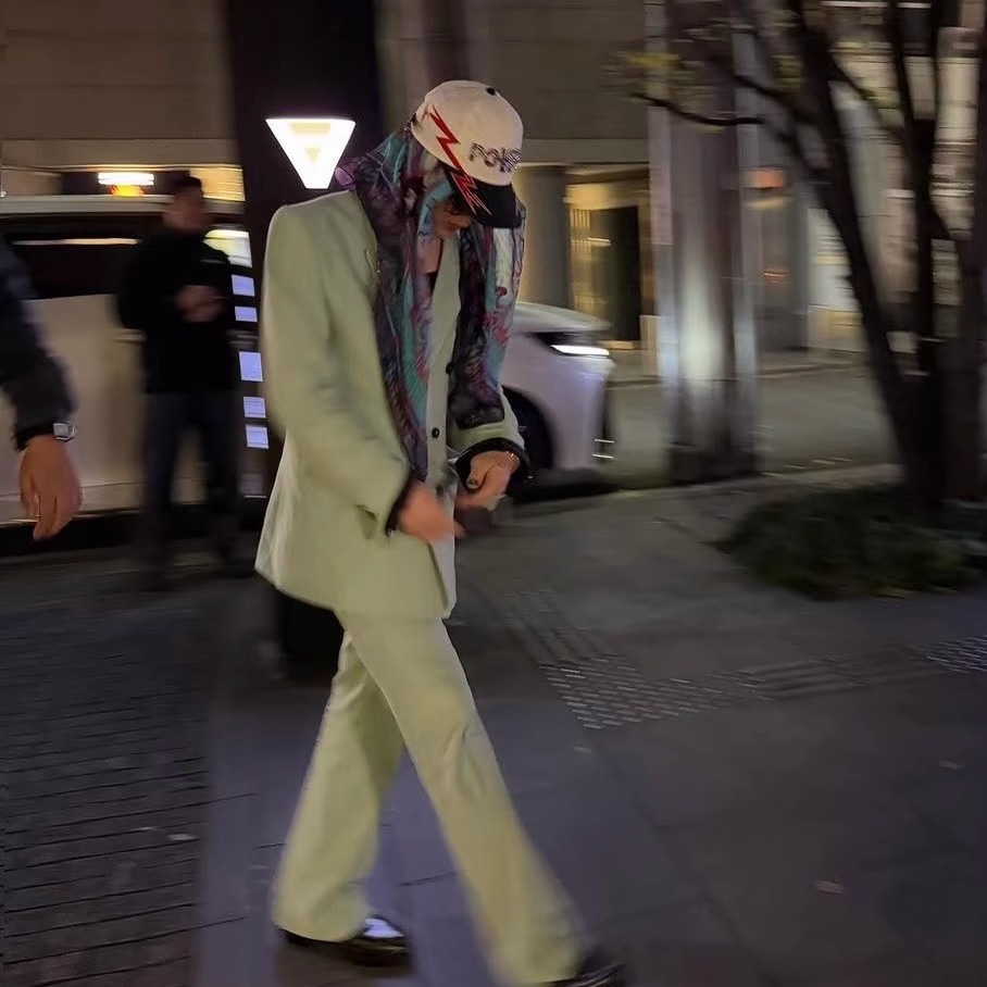 权志龙GD同款绿色2025新款男士西装外套时尚潮流休闲百搭西服套装