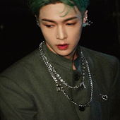 张艺兴演唱会同款 墨绿色中国风西服套装