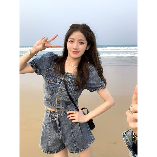 法式方领套装A字牛仔设计感短裤