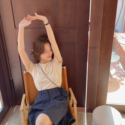 卷边纯棉卡其色圆领打底tee