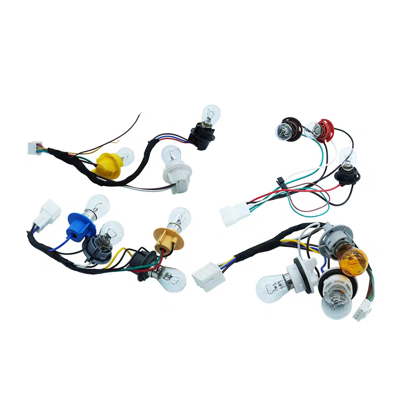 奔腾B70后尾灯线束老款b70后刹车灯线束B50尾灯线路板带灯泡灯座