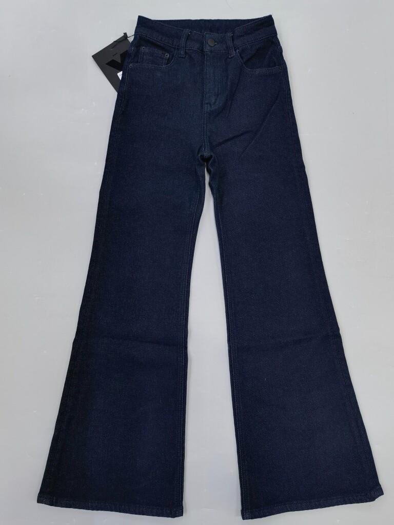 丹宁原色高腰加绒保暖牛仔裤 弹力显瘦薄绒喇叭裤 一体植绒微喇裤