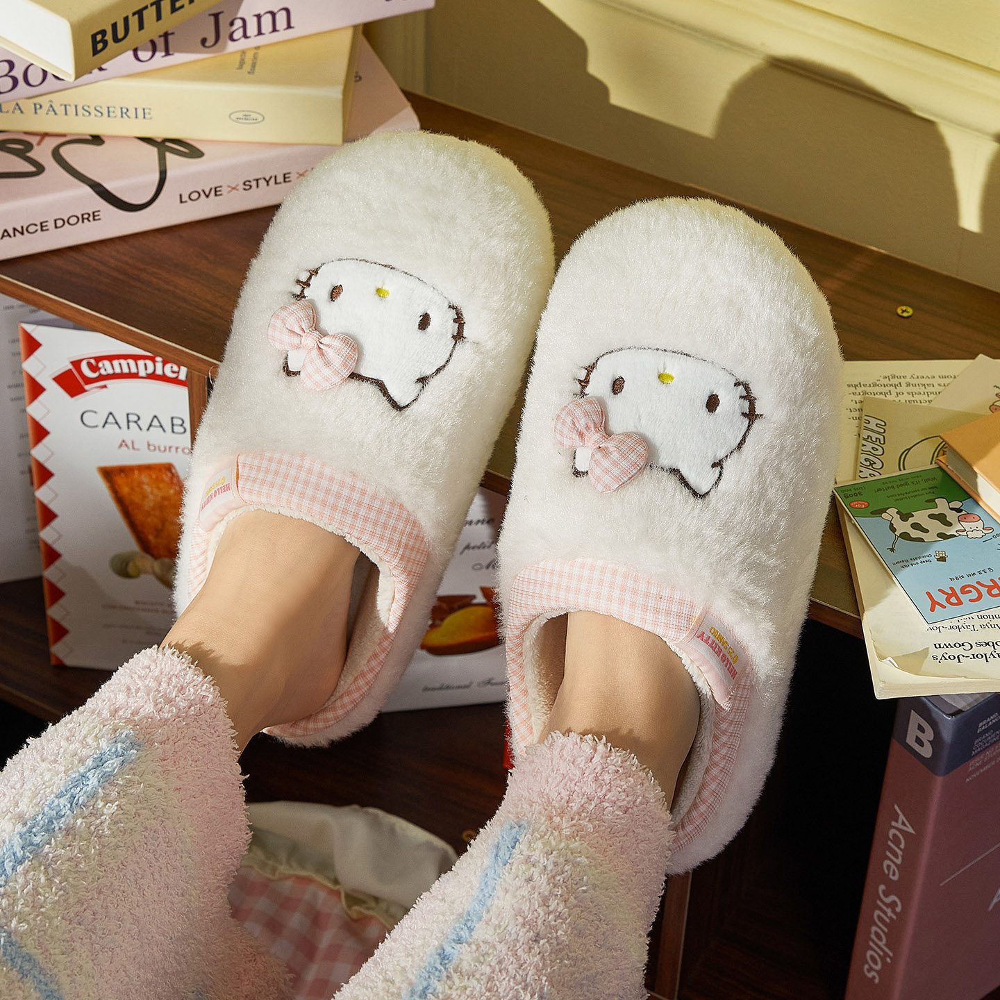 蚂蚁之恋秋冬新品潮流可爱Kitty萌趣暖心室内外穿女款卡通棉拖鞋
