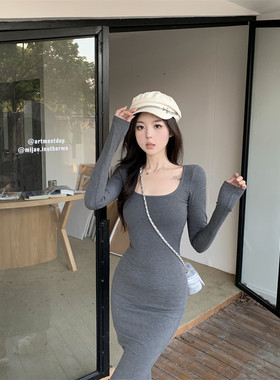 长袖法式方领连衣裙女秋冬季小妈感收腰紧身包臀裙内搭打底中长裙