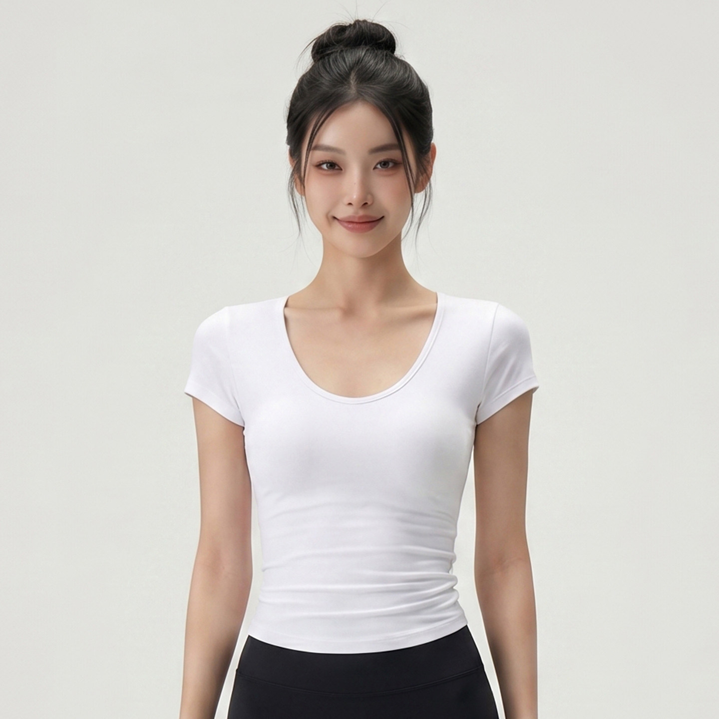 夏款U领T恤女夏修身显瘦跑步运动健身瑜伽普拉提白色正肩上衣短袖