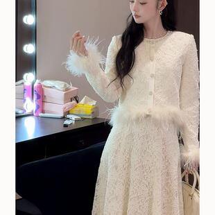 白色小香风蕾丝套装女装秋冬2024新款时髦气质减龄半身裙子两件套