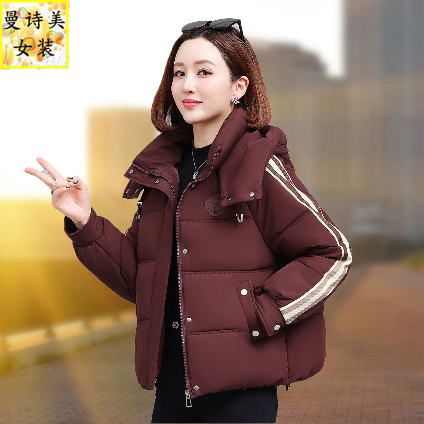 连帽棉服女士2025冬季新款中年妈妈减龄洋气短款加厚棉衣棉袄外套