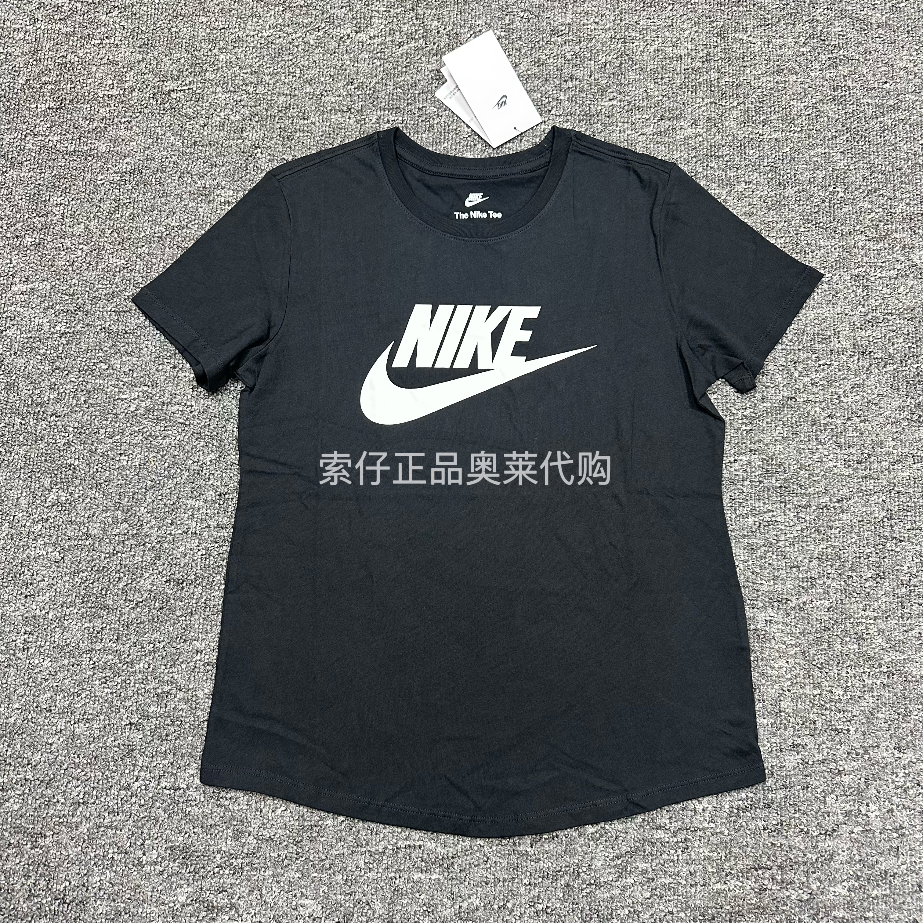 耐克女子印花T恤夏新款宽松圆领棉质透气短袖上衣DX7907-010
