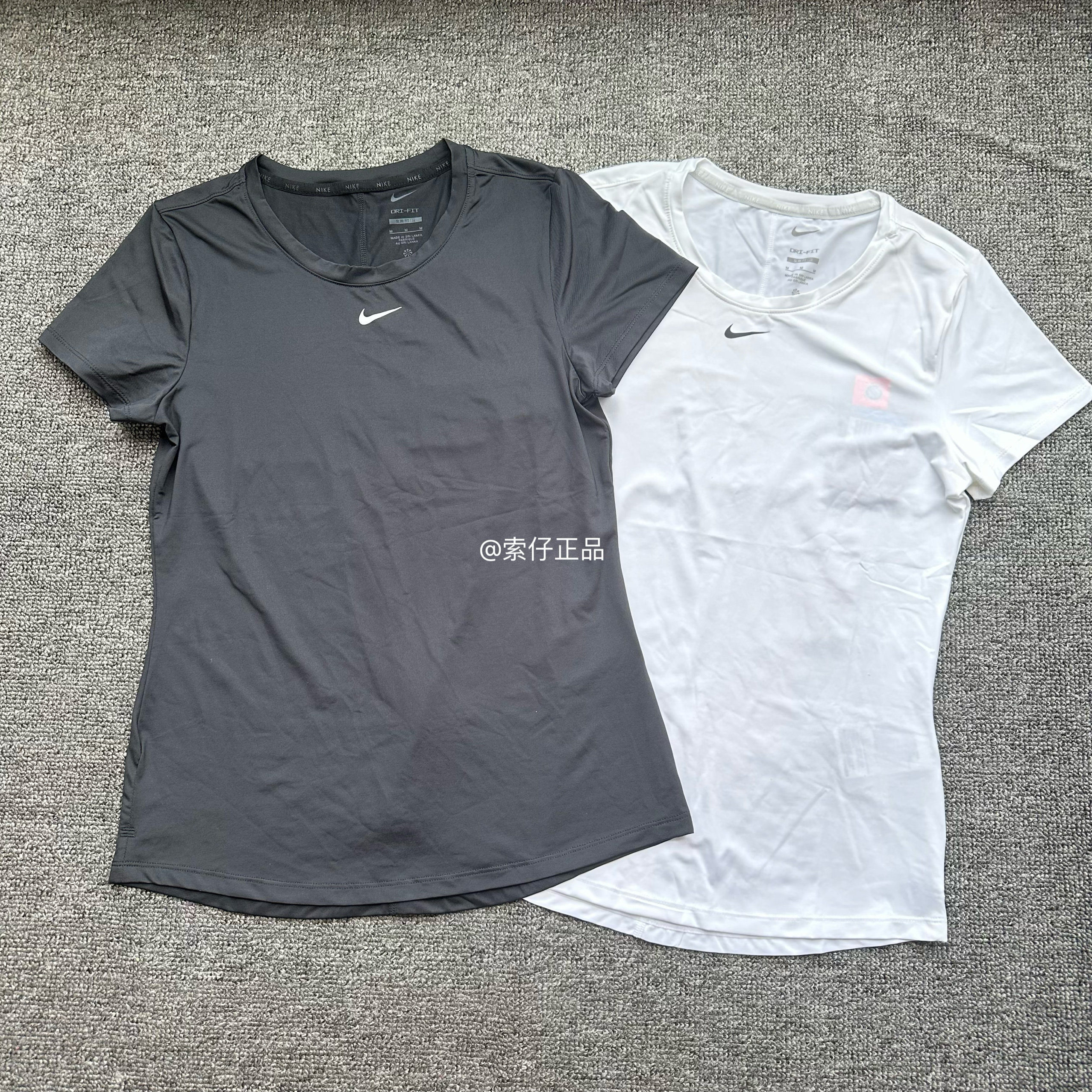 NIKE耐克 女子速干排汗透气小标跑步训练健身薄款短袖T恤 DD0627