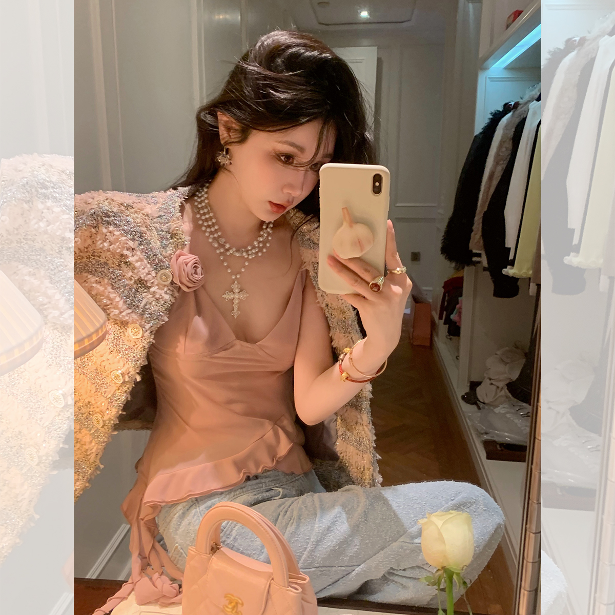 温柔粉银编织小香外套