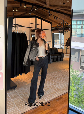 IUIU阿晶家「腿精神裤出现！」高腰修身显瘦牛仔裤女秋冬微喇垂感