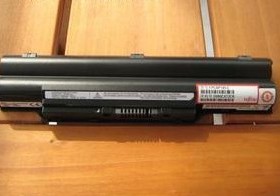 富士通S8220 S8230 S8240 S8225 S8260 电池 FMVNBP146 FPCBP145