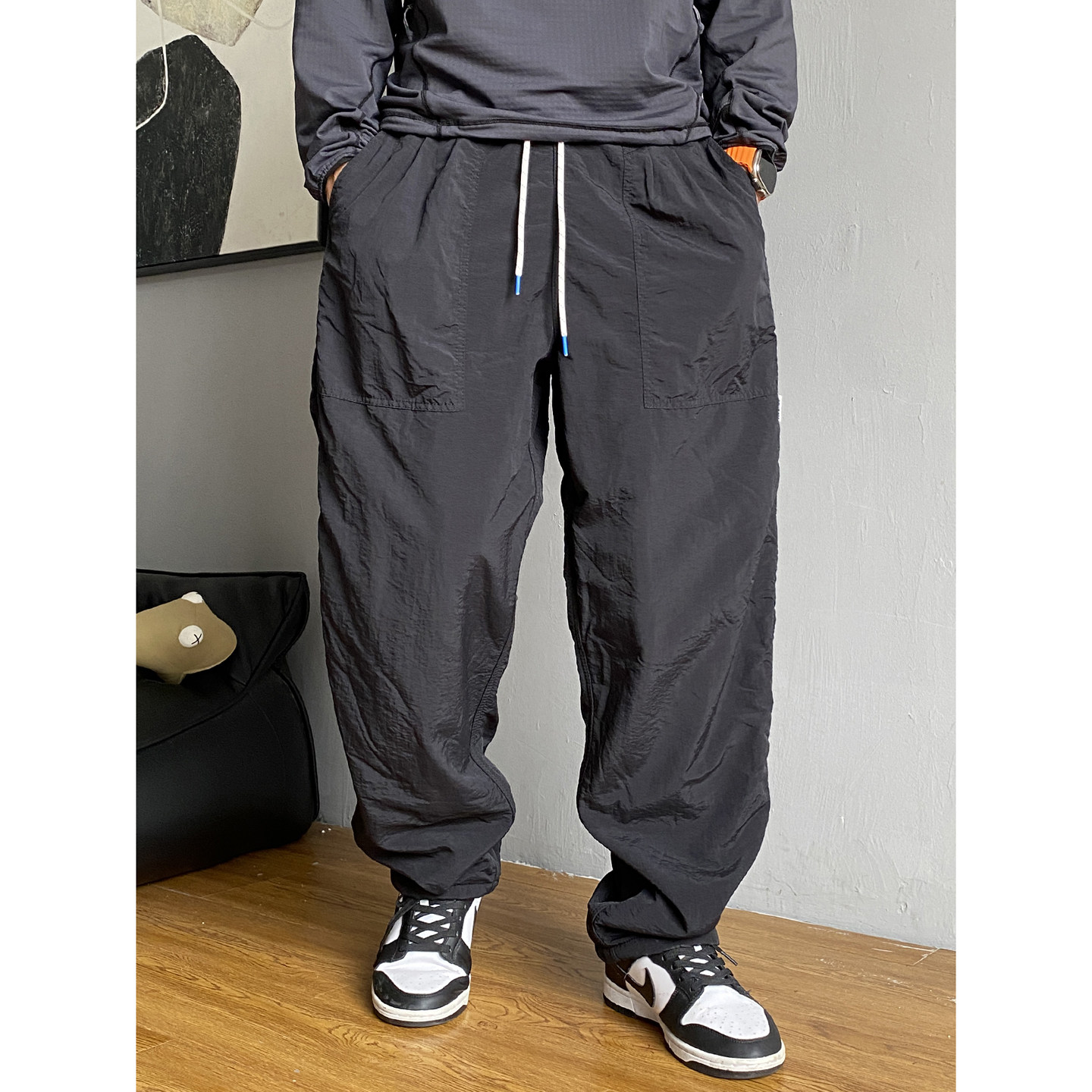 冬季户外伞兵防水加绒加厚工装裤男直筒宽松抽绳百搭运动休闲长裤