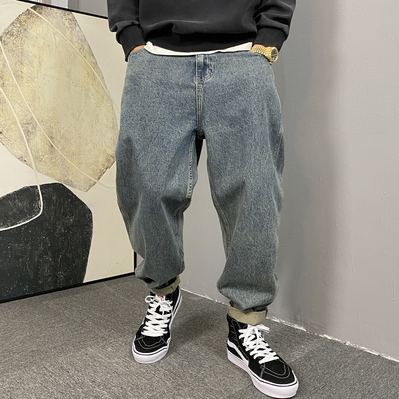 水洗复古做旧牛仔裤男直筒宽松