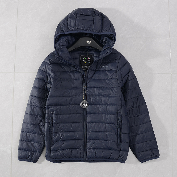 中大男童秋冬季轻薄保暖柔软棉衣