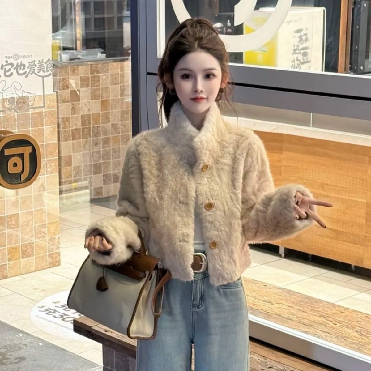 高级感皮毛一体羊羔毛外套女小个子冬季新款立领加厚皮草短款上衣