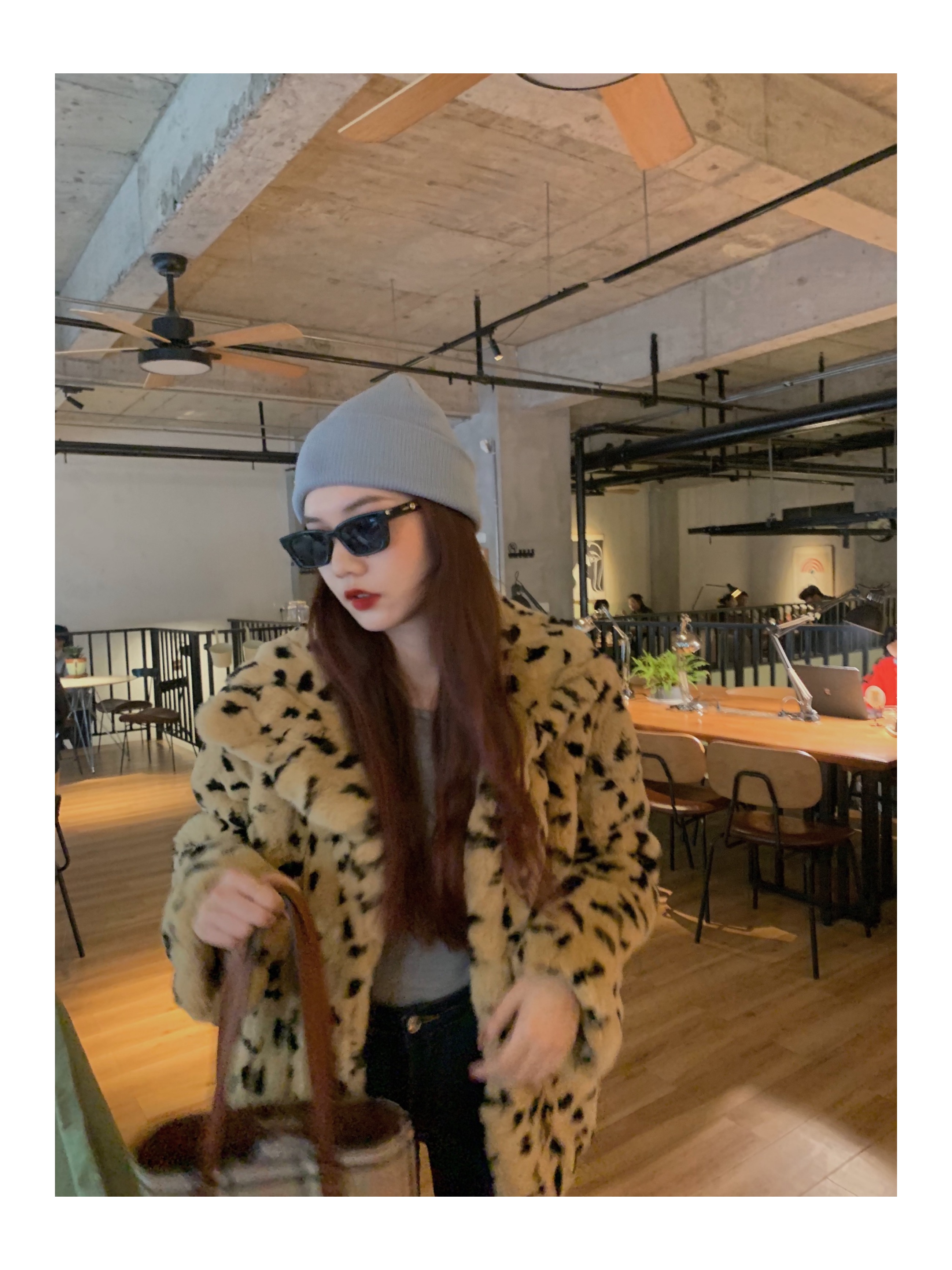 阿斯贝丽娜街头獭兔豹纹獭兔