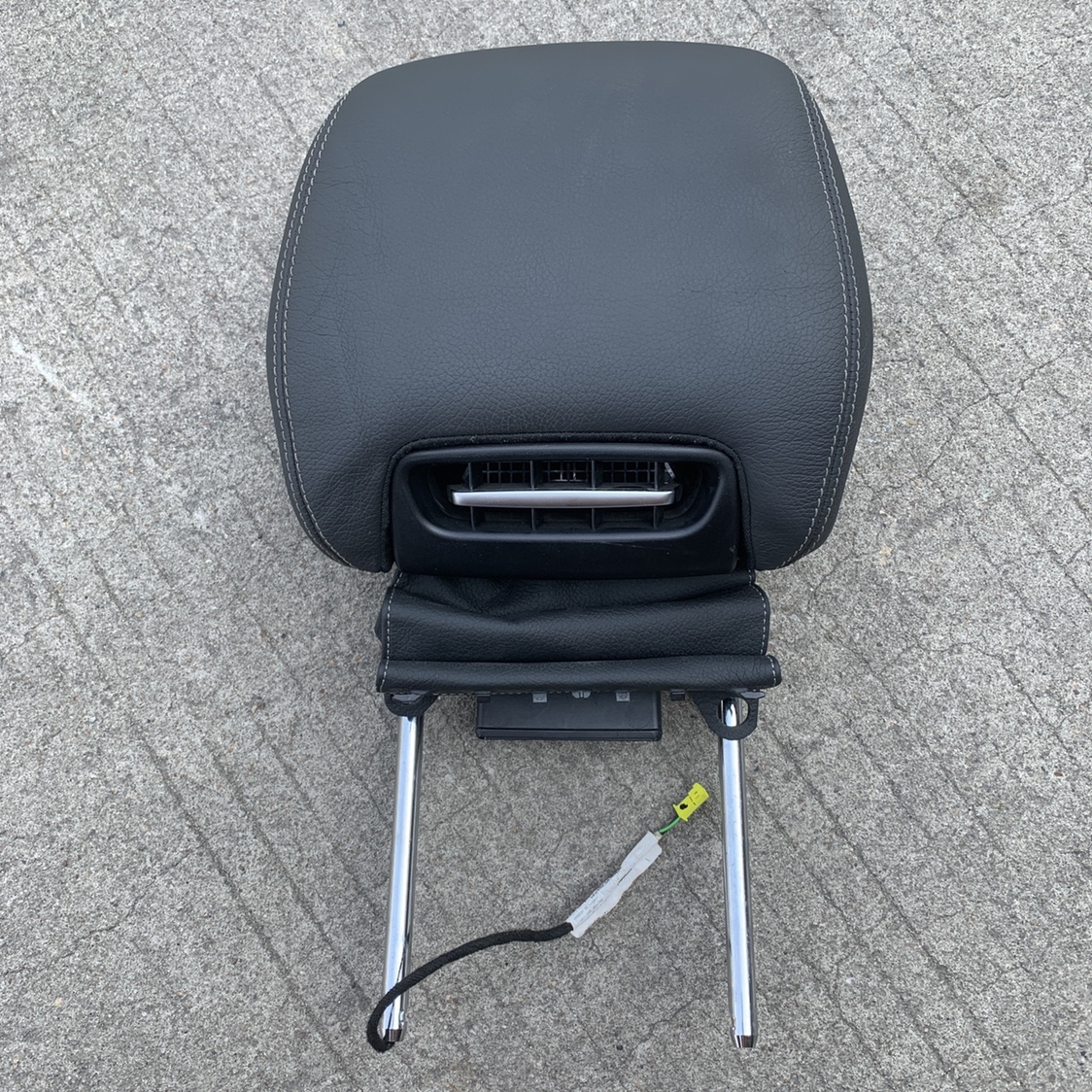 适用奔驰SL300 SL350 SL63 SL500 W231座椅头枕靠枕头枕前排座位