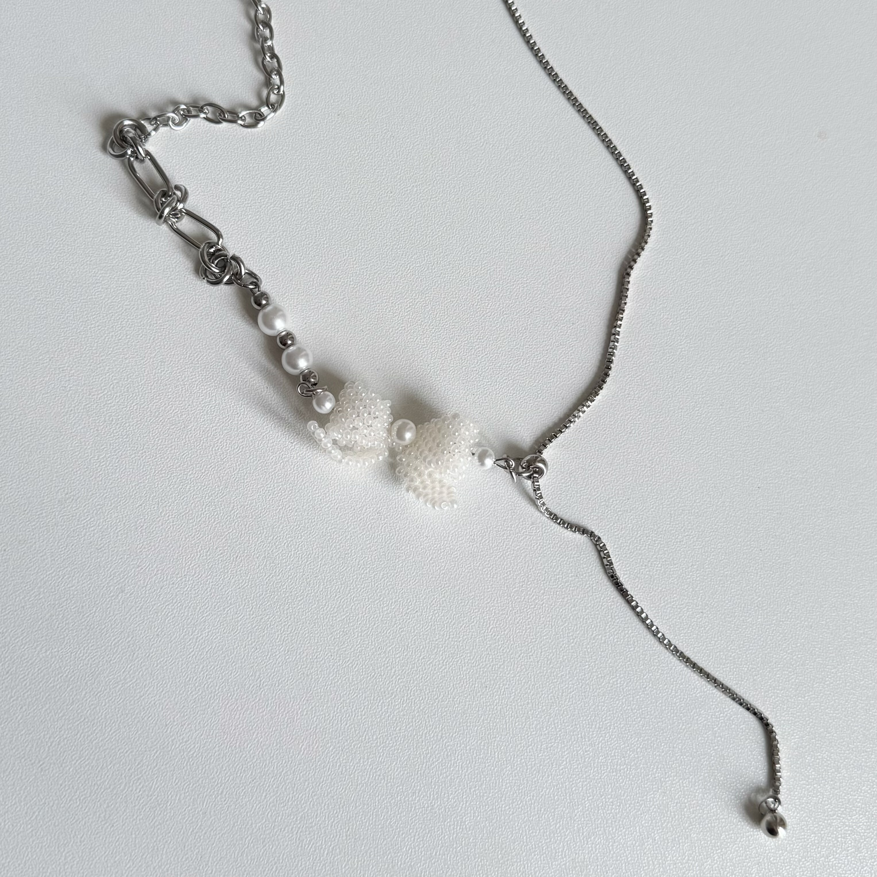 日韩系ins风白色串珠蝴蝶结圈圈打结抽拉项链小众y2k甜酷复古叠戴