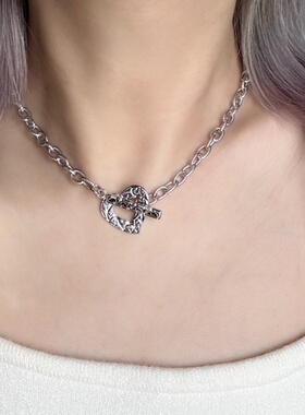 日韩系ins复古浮雕爱心ot扣项链choker小众甜酷y2k辣妹简约锁骨链