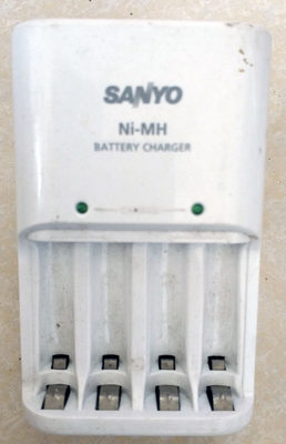 SANYO三洋5号7号电池充电器