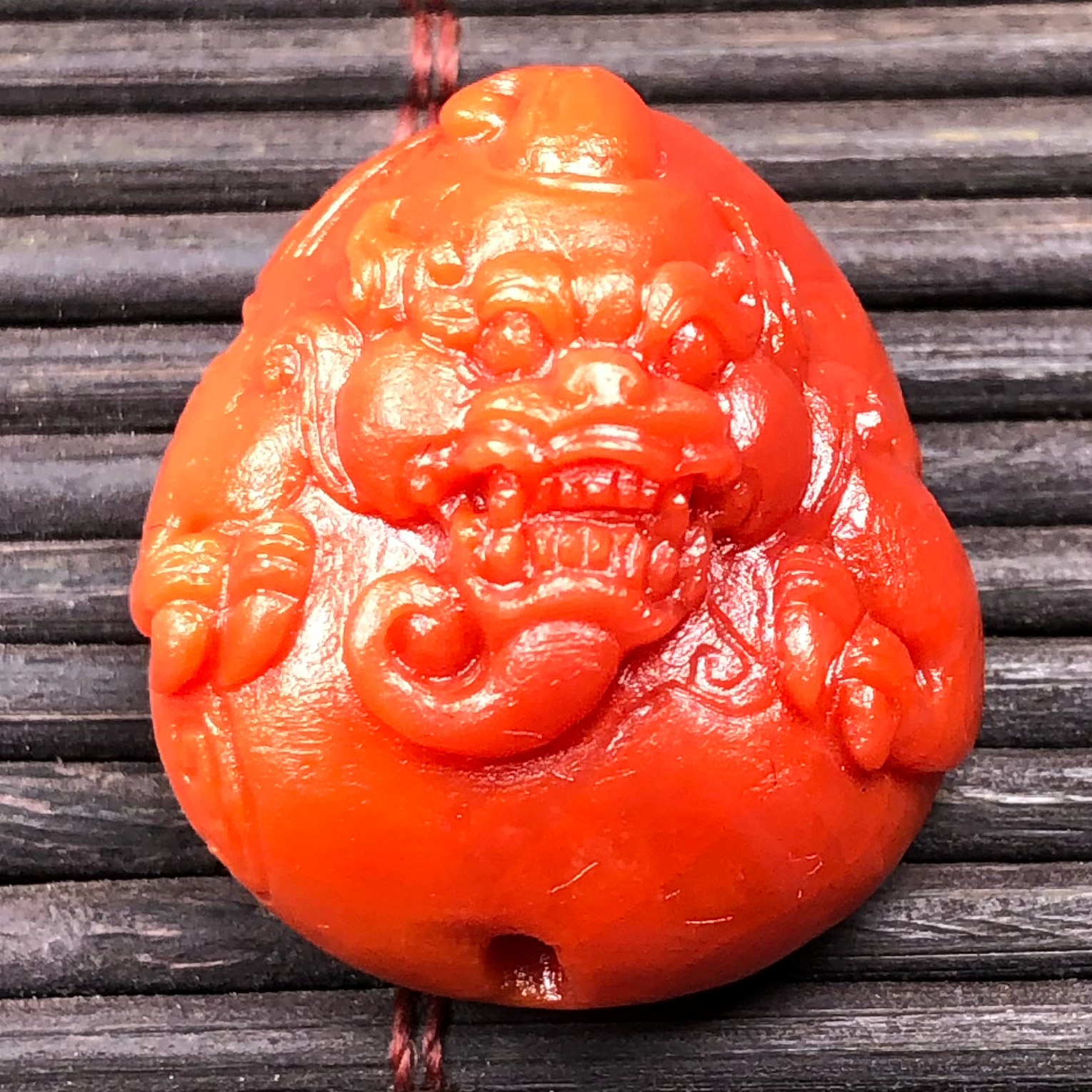 保山南红玛瑙无裂原矿柿子红锦红满肉貔貅diy吊坠背云配饰7.2克
