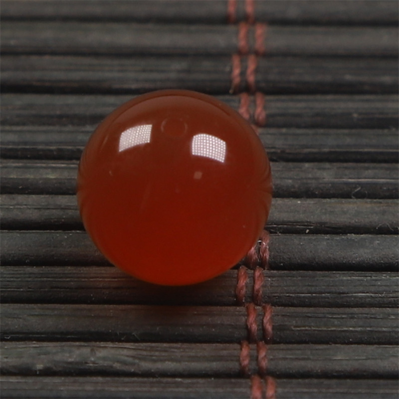 保山南红玛瑙原矿无裂散珠10.5mm