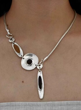 豆豆推荐同款水滴圆盘蛇骨项链新款轻奢高级毛衣链2026年时尚颈链