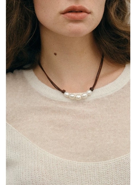 微笑天然淡水珍珠项链原创设计个性皮绳时尚百搭新款2026新款爆款