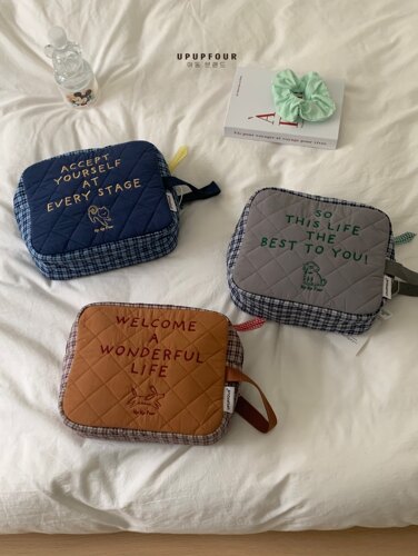 upupfour「苏黎学院」韩国原创可爱便携大容量立体化妆包收纳袋