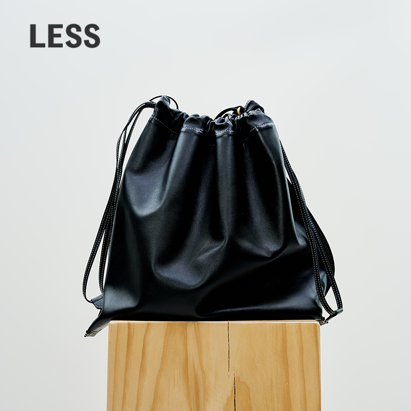 LESS牛皮革单肩包休闲大容量