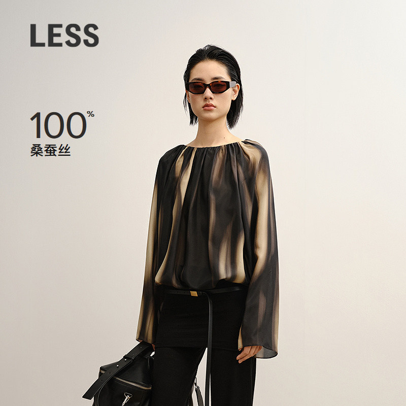 【商场同款】LESS2025年秋新款印花一字领桑蚕丝衬衫女2P8214500