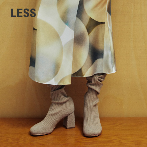 LESS时尚优雅女式长筒靴女复古时髦高跟绒毛鞋子3O9M14240