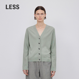 女简约休闲基础褶皱山羊绒纽扣开衫 LESS毛衫 2N0312830 0压系列