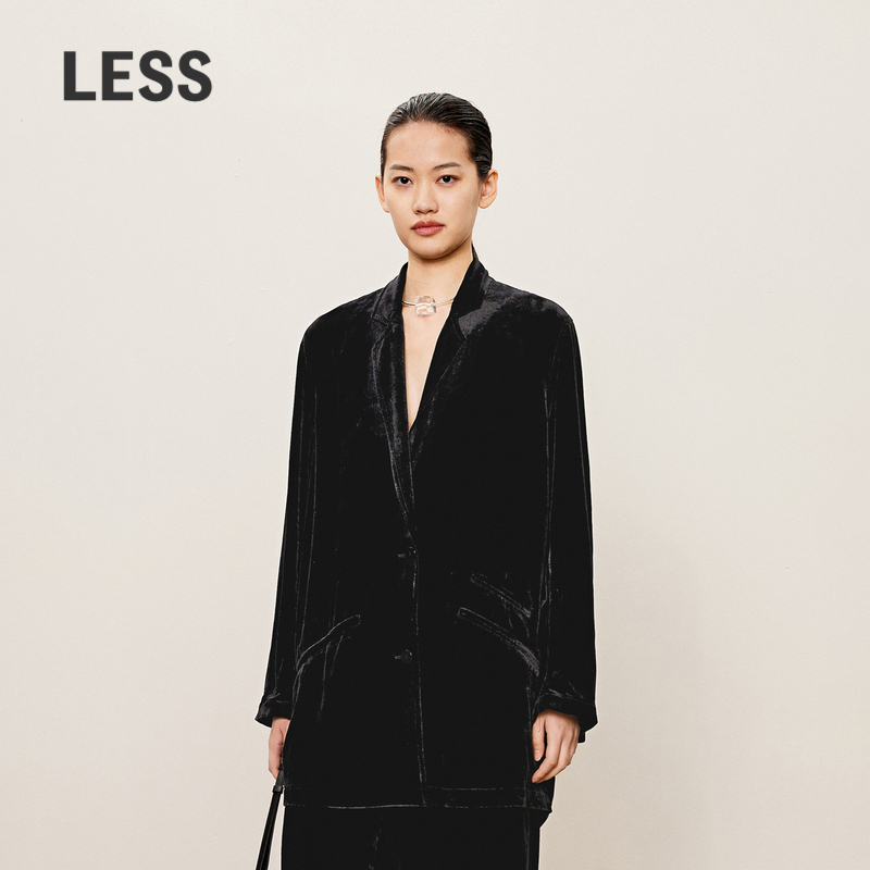LESS春秋丝绒西装女复古老钱风宽松垂感休闲西服外套女2O8713650