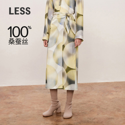 【精工系列】LESS春秋联名印花腰裙休闲桑蚕真丝半身裙2O8D13170