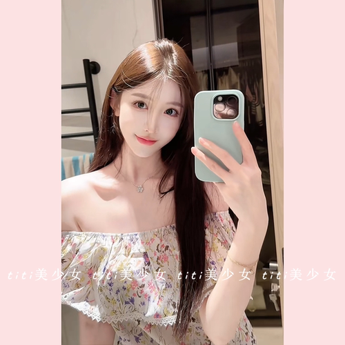 设计短款上衣T恤小衫女