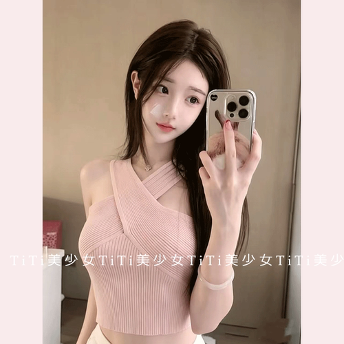 弹力针织交叉显瘦短款背心
