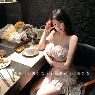 【TiTi美少女】碎花短裙春季挂脖绑带吊带裙高腰褶皱荷叶边连衣裙