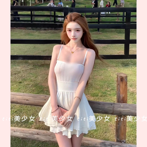 纯欲风韩系白色吊带连衣裙a字裙