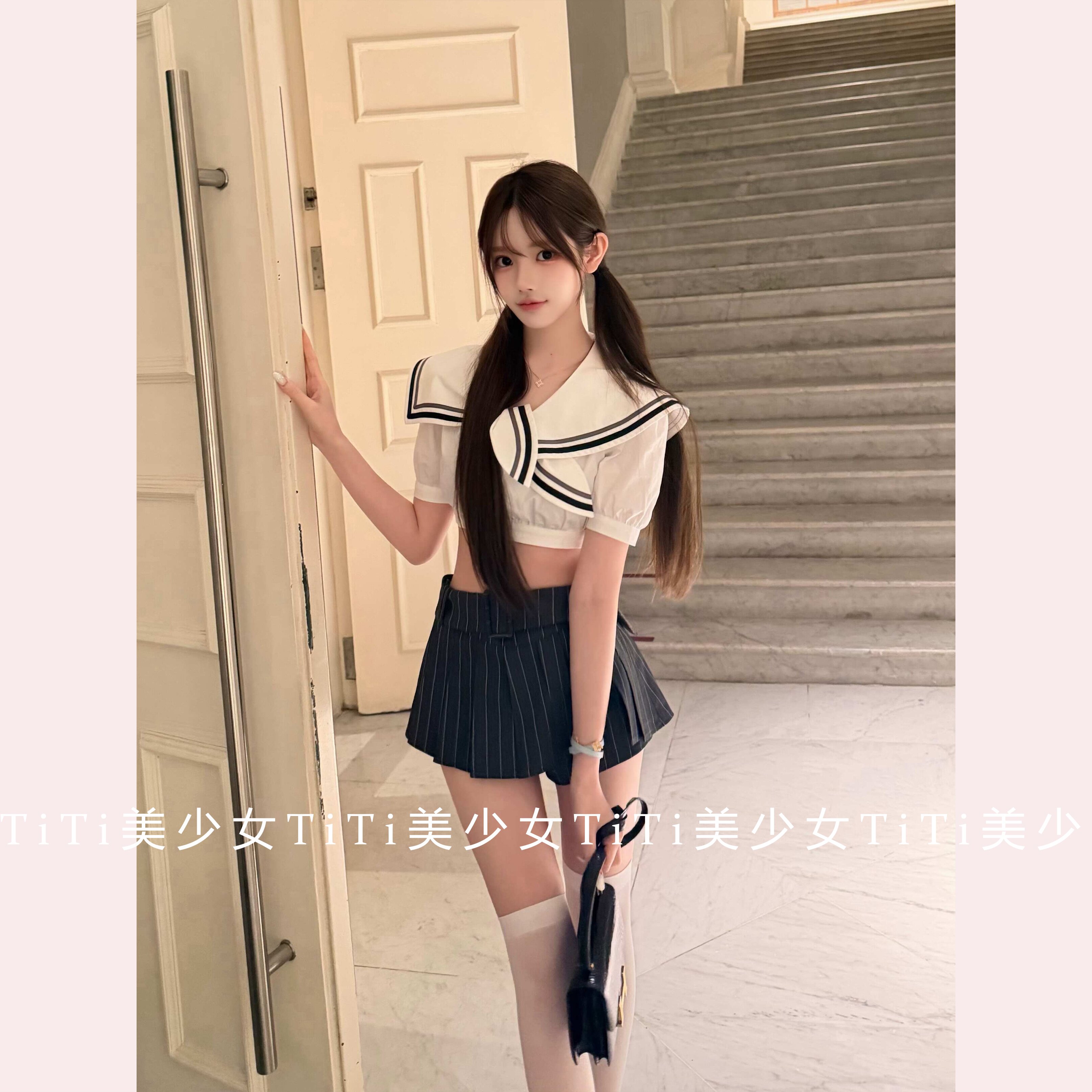 【TiTi美少女】撞色条纹海军领短袖衬衫衬衣短款露脐上衣百褶短裙