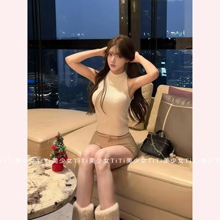 针织背心百搭修身 纯欲风麻花纹理挂脖无袖 甜辣上衣 TiTi美少女