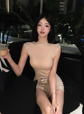 【TiTi美少女】半高领短袖T恤女春纯欲紧身韩版短款杏色正肩上衣