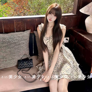 夏碎花一字肩纯欲收腰显瘦不对称设计感下摆连衣裙 TiTi美少女